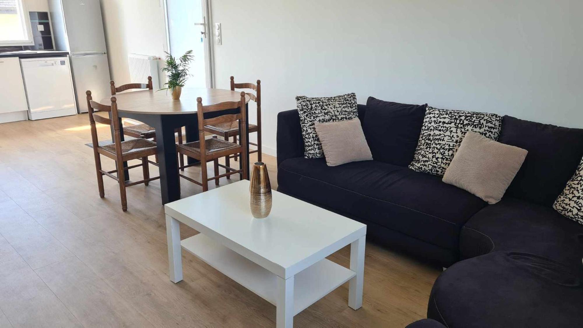 Location Saisonniere Pres De La Avec Rooftop Apartment Riantec